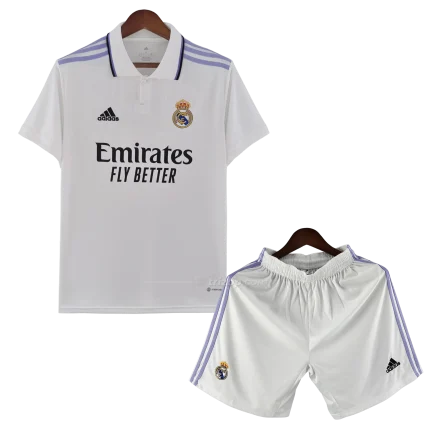 Conjunto primera equipación Real Madrid 2022/23