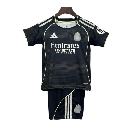 Conjunto niño segunda Real Madrid 25/26